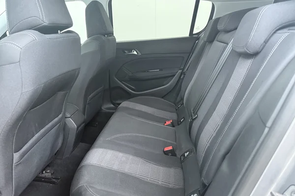 Peugeot 308 (2020) — foto 24 van 25