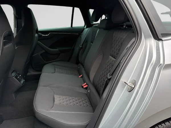 SKODA Scala (2024) — foto 7 van 7