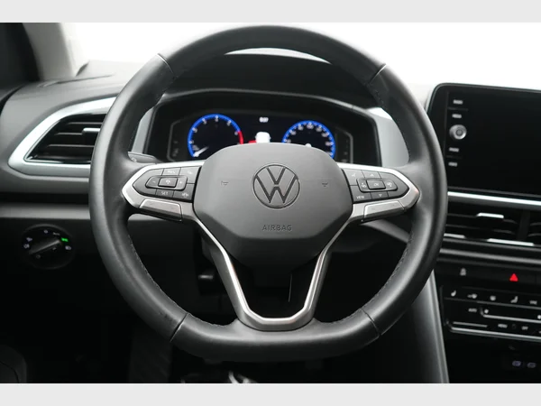 VOLKSWAGEN T-Roc (2023) — foto 14 van 32