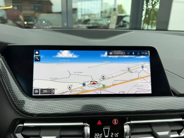Bmw 235 (2022) — foto 9 van 30