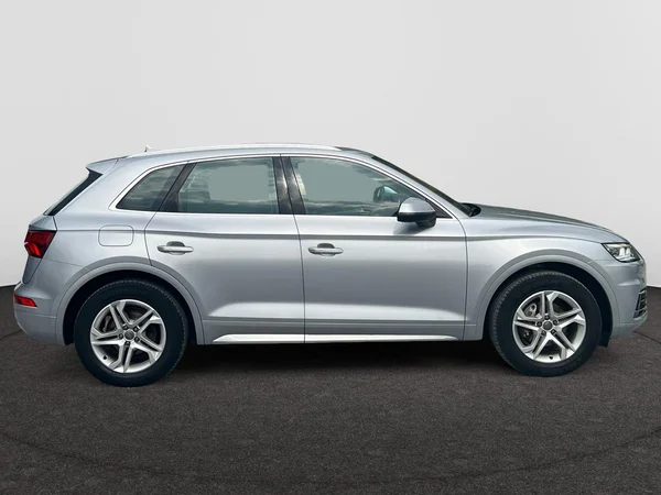 AUDI Q5 Dsl (2018) — foto 9 van 18