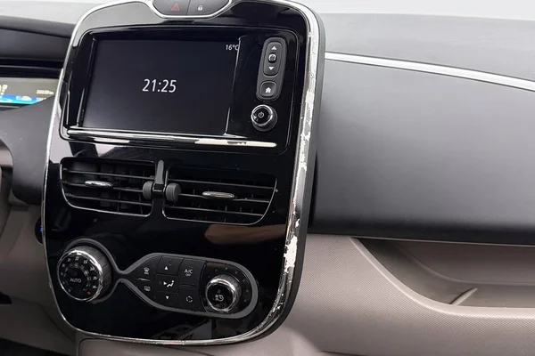 Renault Zoe (2017) — foto 41 van 47