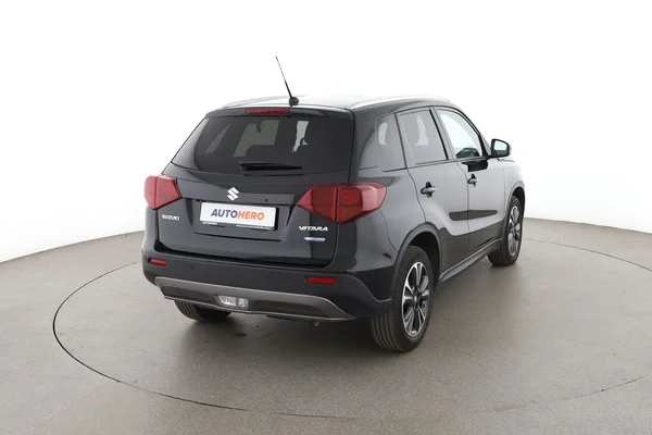 Suzuki Vitara (2023) — foto 12 van 16