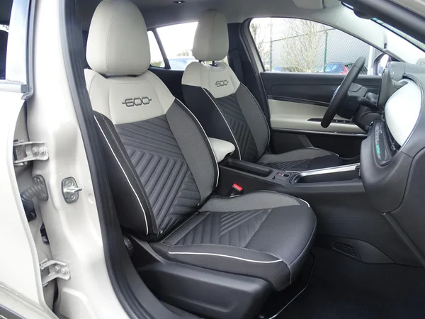 Fiat 600 (2026) — foto 5 van 25