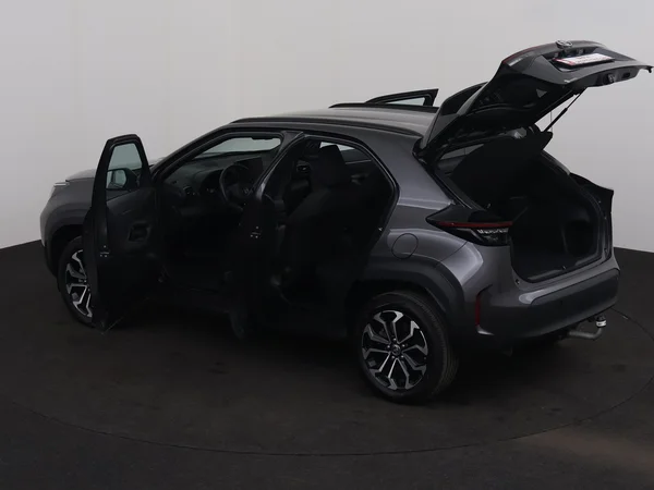 TOYOTA Yaris Cross (2024) — foto 26 van 27