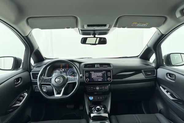 Nissan Leaf (2022) — foto 18 van 18