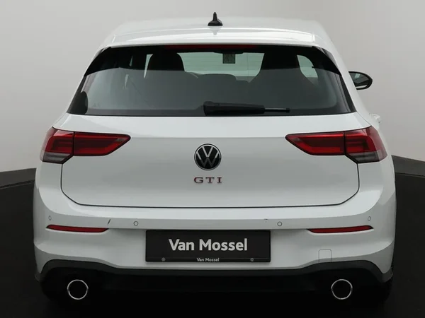 Volkswagen Golf (2024) — foto 5 van 25