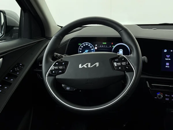 KIA NIRO (2022) — foto 14 van 30