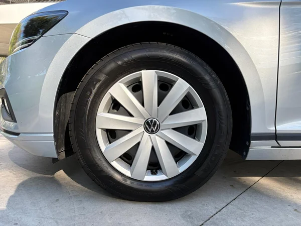 VOLKSWAGEN Passat Variant Dsl (2022) — foto 16 van 24