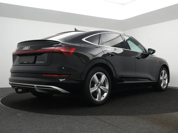 AUDI e-tron Sportback (2021) — foto 12 van 27