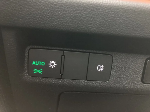 SKODA Enyaq (2023) — foto 11 van 30