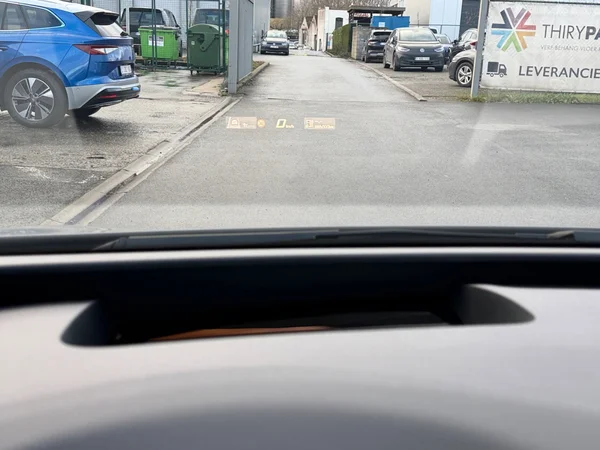 CUPRA Born (2025) — foto 14 van 24