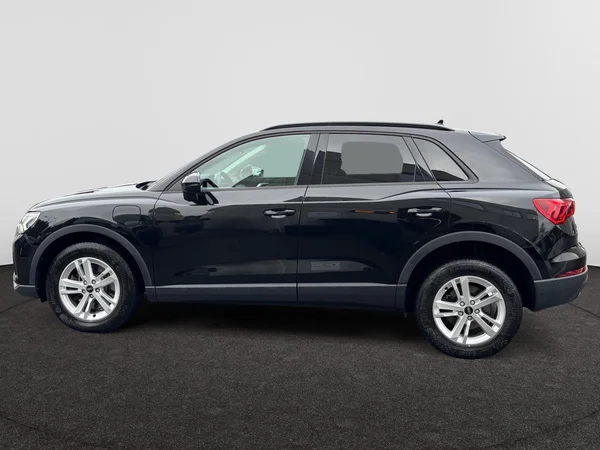 AUDI Q3 PHEV (2022) — foto 19 van 20