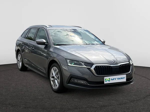 SKODA Octavia Combi (2023) — foto 9 van 14