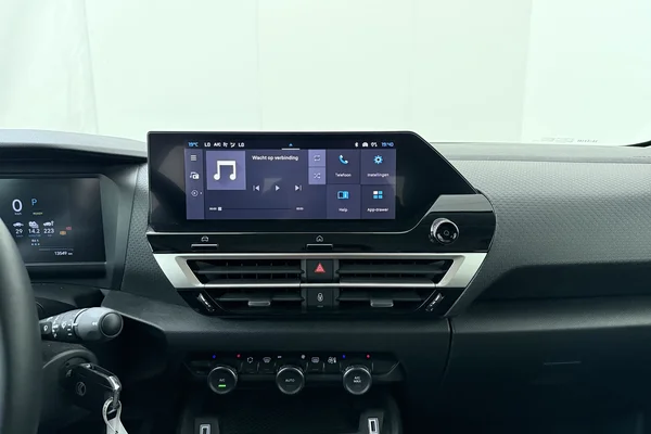 Citroen E-C4 X (2025) — foto 3 van 17