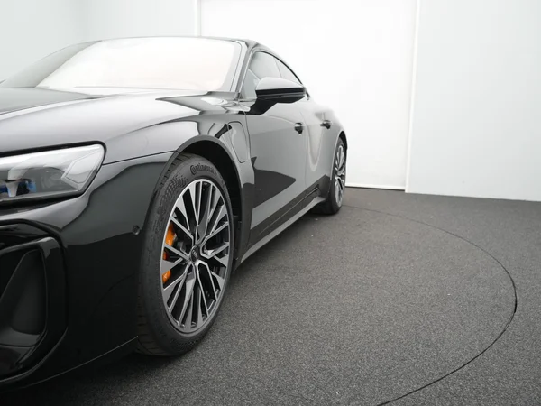 AUDI S e-tron GT (2024) — foto 3 van 35