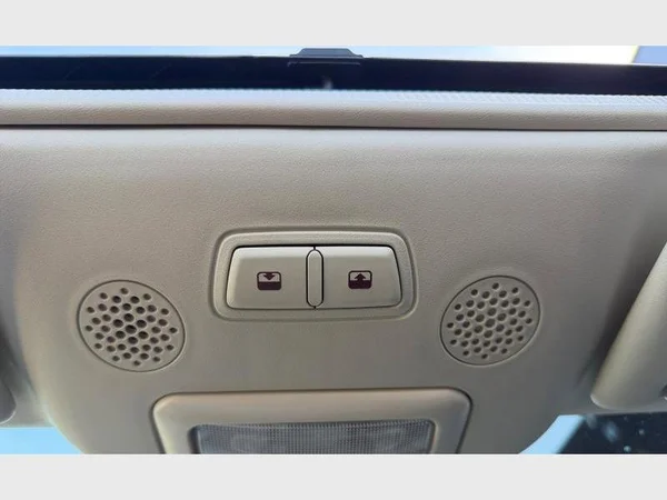 Fiat 500C (2024) — foto 9 van 24