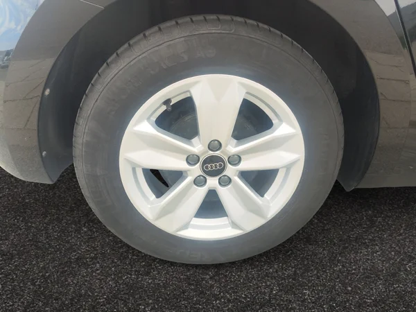 AUDI A1 Sportback (2023) — foto 3 van 12