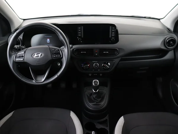 HYUNDAI i10 (2025) — foto 25 van 25