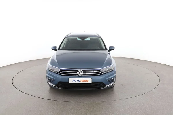 Volkswagen Passat (2017) — foto 15 van 16