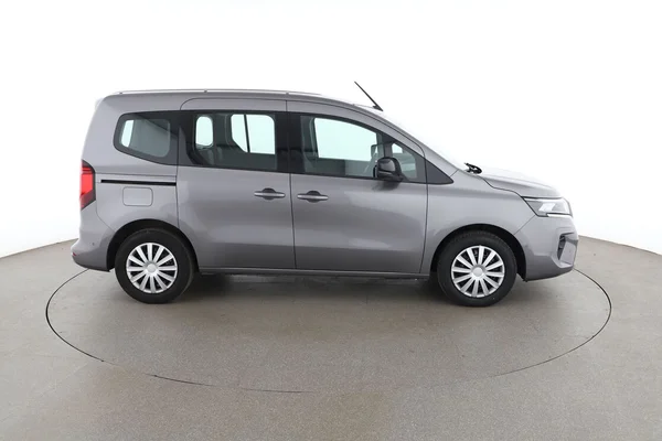 Nissan Townstar (2025) — foto 13 van 16
