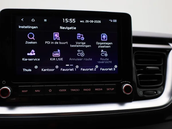 Kia Stonic (2021) — foto 8 van 35