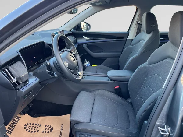 SKODA Kodiaq (2024) — foto 6 van 9