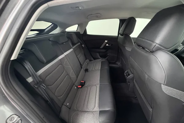 Citroen C4 (2021) — foto 5 van 31