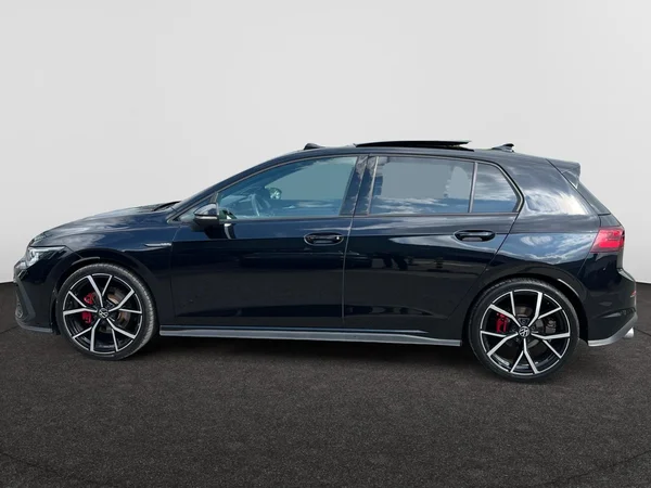 VOLKSWAGEN Golf VIII GTD (2024) — foto 12 van 24