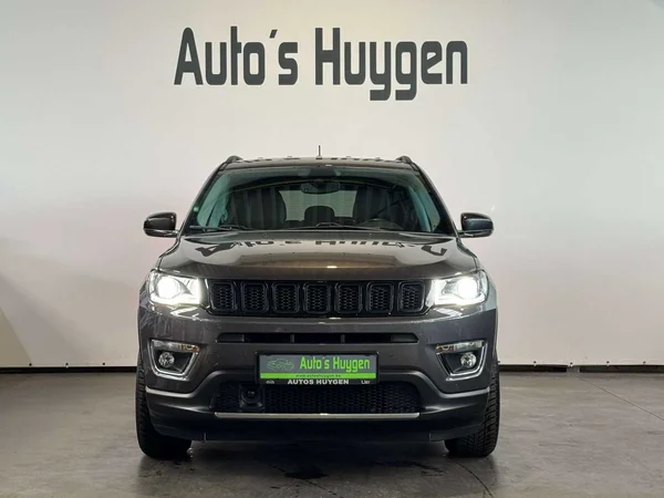 Jeep Compass (2021) — foto 10 van 17