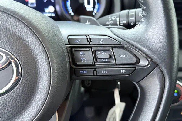Toyota Yaris (2024) — foto 9 van 19