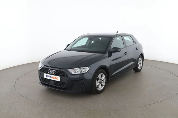 Audi A1 (2019) — foto 1 van 16
