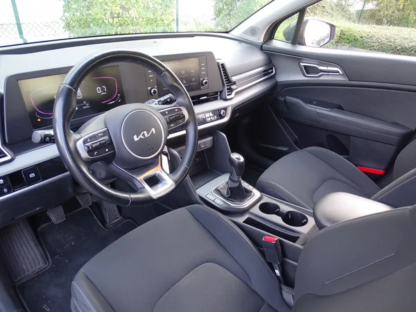 Kia Sportage (2023) — foto 4 van 26