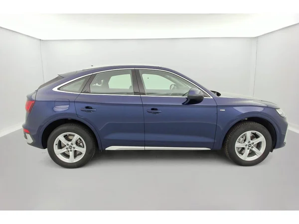 AUDI Q5 Sportback (2022) — foto 28 van 36