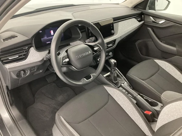 SKODA Kamiq (2025) — foto 7 van 36
