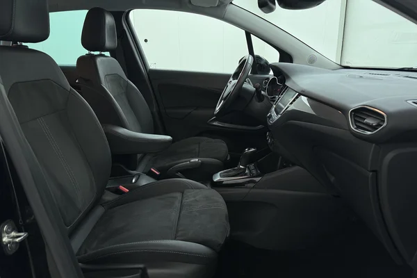 Opel Crossland (2022) — foto 16 van 18