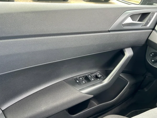 VOLKSWAGEN Polo (2025) — foto 8 van 24