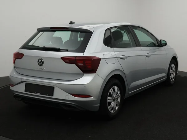 VOLKSWAGEN Polo (2023) — foto 26 van 28