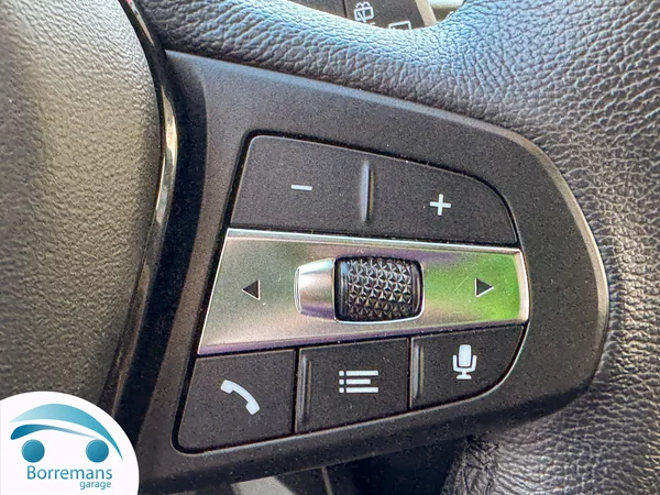 BMW 116 (2023) — foto 35 van 44