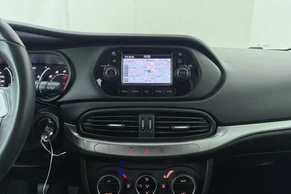 Fiat Tipo Hatchback (2019) — foto 3 van 23