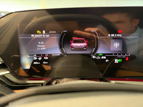 AUDI A5 Avant e-hybrid (PHEV) (2026) — foto 6 van 21