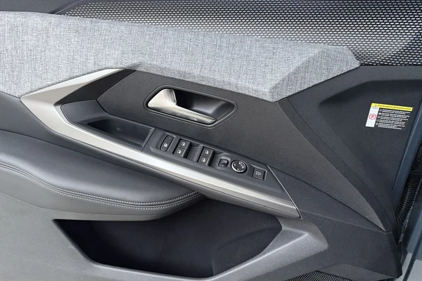 Peugeot 3008 (2025) — foto 9 van 18