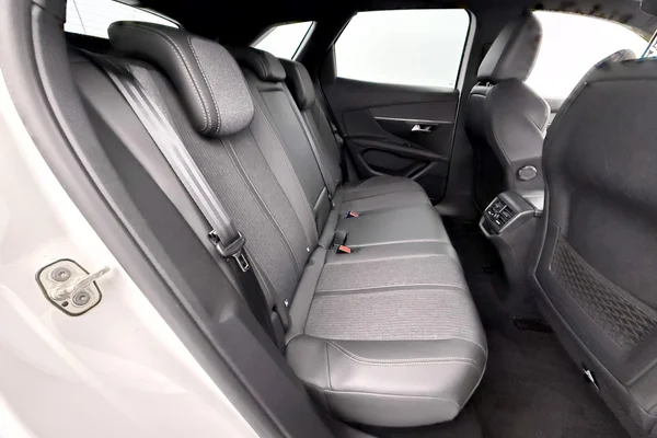 Peugeot 3008 (2020) — foto 10 van 28