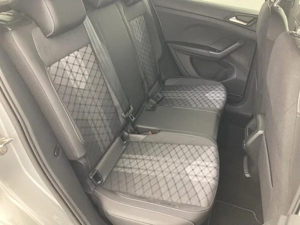 VOLKSWAGEN T-Cross (2025) — foto 26 van 36