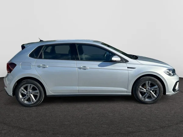 VOLKSWAGEN Polo (2024) — foto 9 van 18
