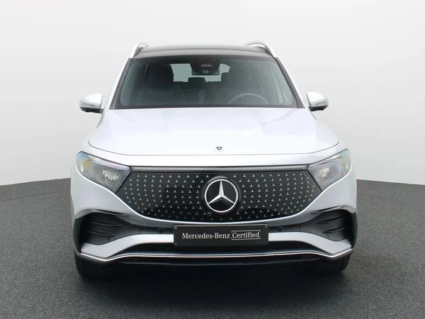 Mercedes-Benz EQB (2026) — foto 23 van 29