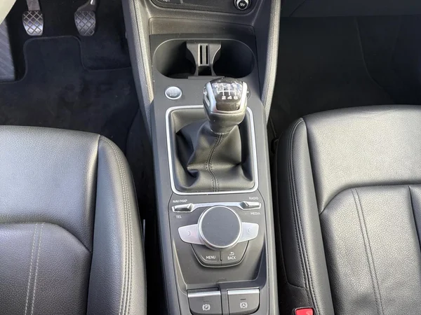 AUDI Q2 (2022) — foto 3 van 22