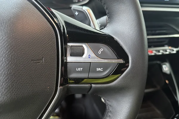 Peugeot 2008 (2025) — foto 6 van 16
