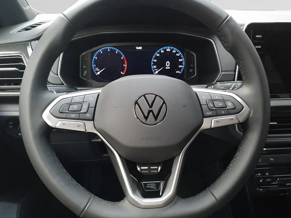 VOLKSWAGEN T-Cross (2025) — foto 8 van 16