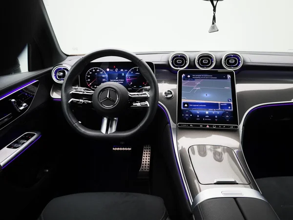 Mercedes-Benz GLC (2025) — foto 41 van 43